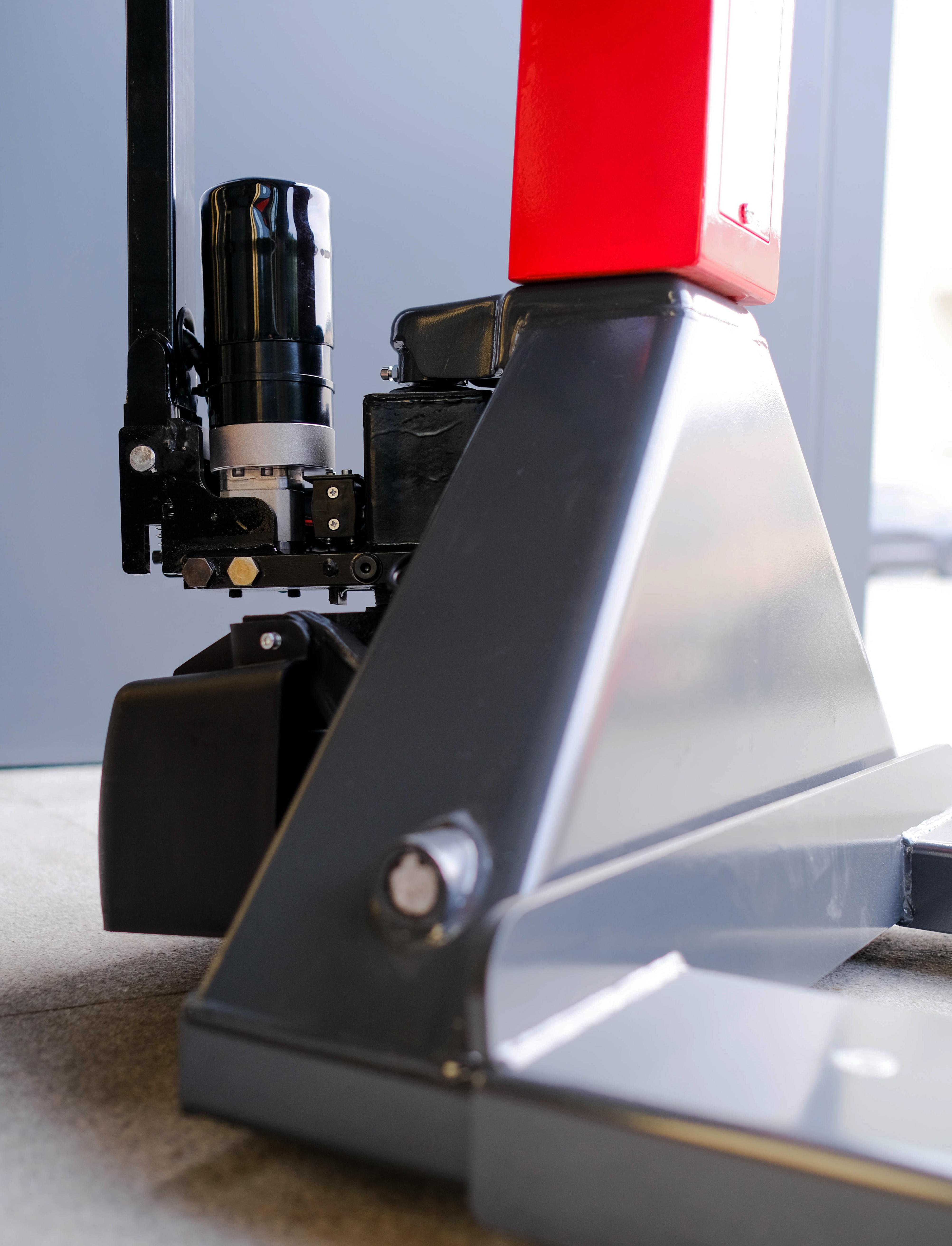 Electric Pallet Jack with Scale