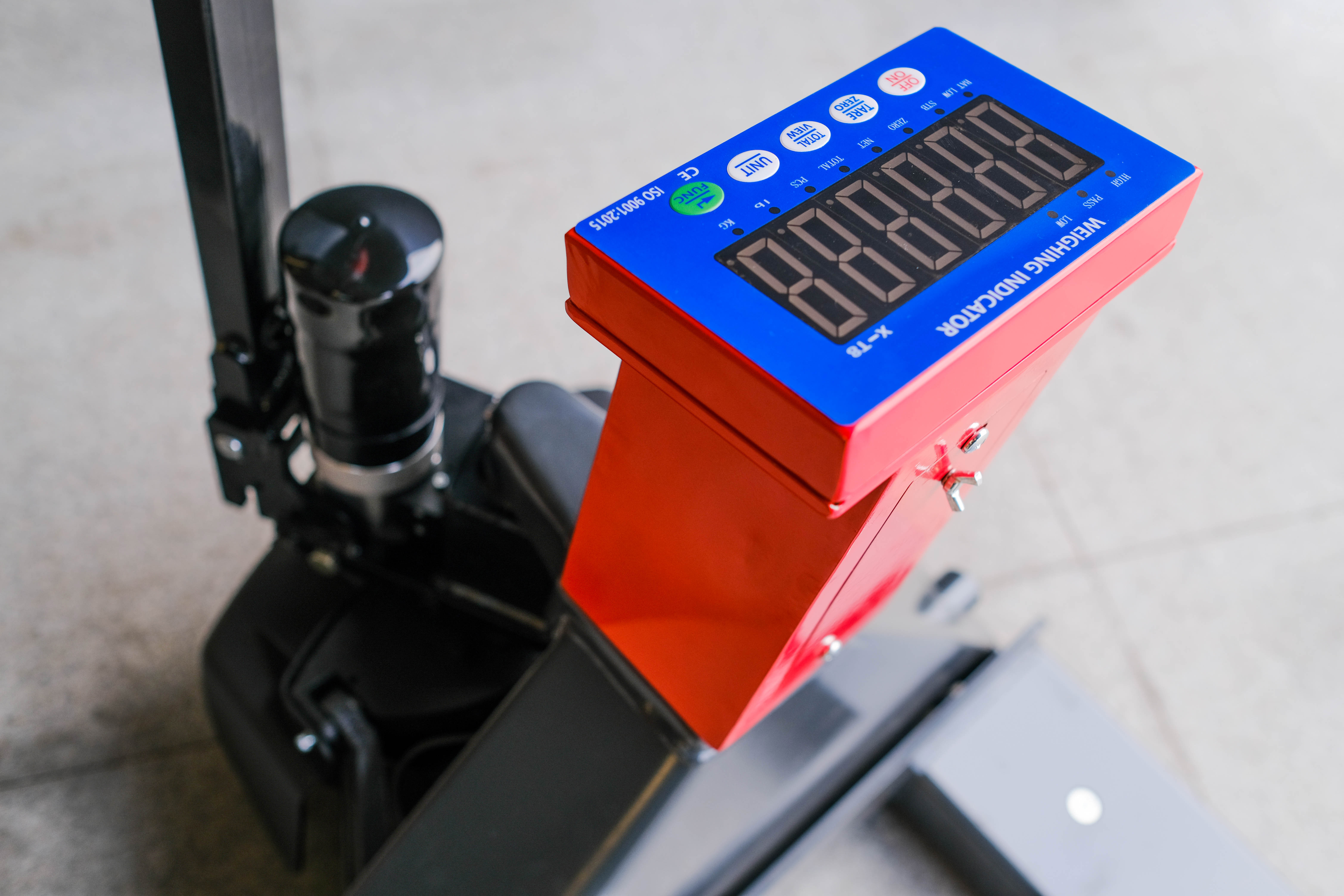 Electric Pallet Jack with Scale-Massive